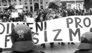 UJEDINJENI PROTIV FAŠIZMA: Crna vojska se neće postrojavati!