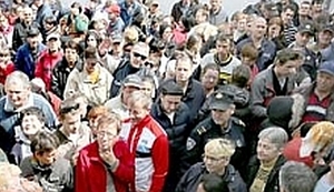 GRAD POKOREN BIJEDOM (VIDEO): Osječka sirotinja u borbi za humanitarnu pomoć  