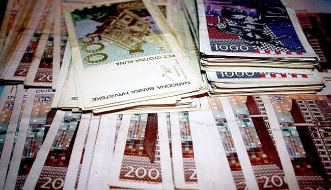 DOBAR POSAO U HRVATSKOJ: Tri vodeće banke u 10 godina svojim šefovima isplatile 630 milijuna kuna