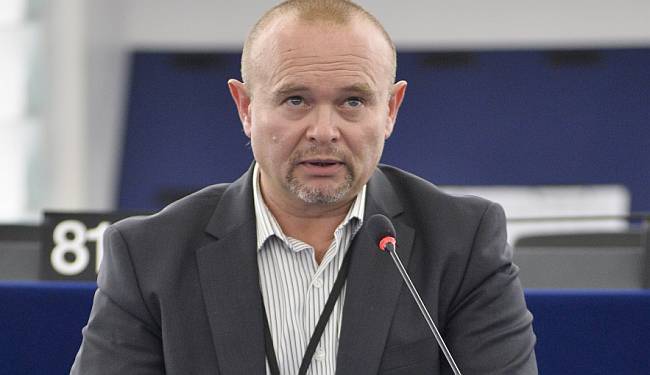 SVE ŠTO STE ŽELJELI ZNATI O TTIP-U: Prava građana stavljaju se u podređen položaj, a jačaju se prava korporacija