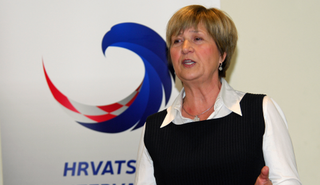 FAŠIZAM DANAS: Ruža Tomašić ide dalje - "puna joj je kapa" nelojalnih Srba