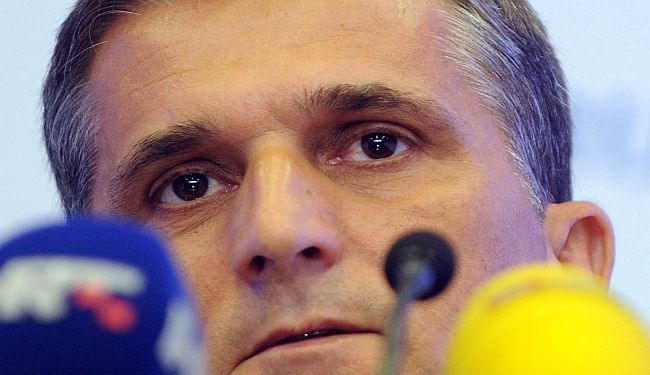 SLOM LAŽNOG PROROŠTVA: Marić protiv Marića