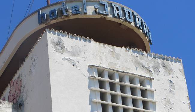 HOTELI-RUŠEVINE NA JADRANU: Nekadašnji turistički ponosi prepušteni zubu vremena