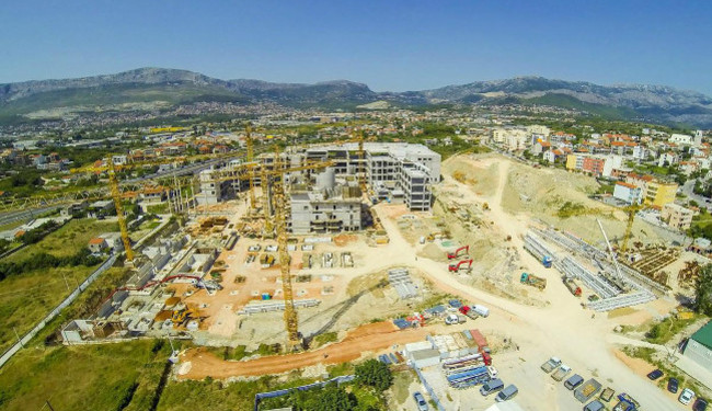 MALL OF SPLIT: Umjesto proslave tragična smrt radnika