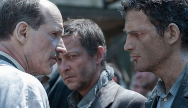 SAULOV SIN: Film koji ne igra na patetiku, nego vas zgrabi za gušu i ne pušta