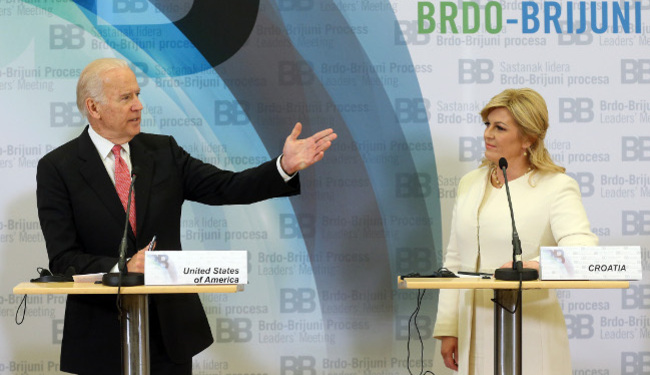 "USPRAVNICA" AMERIČKE UZDANICE: Bogaćenje hrvatskog jezika preko leđa Istoka