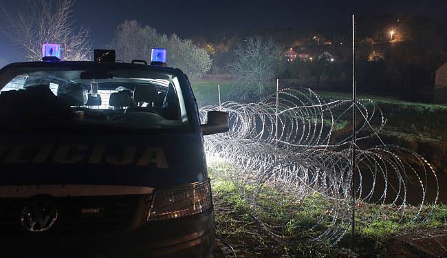 PO ČEMU ĆE SE PAMTITI MIRU CERARA: Slovenska ograda prema Hrvatskoj narasla na skoro 100 kilometara