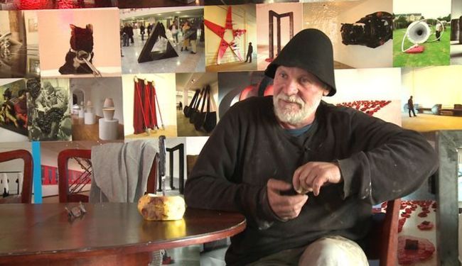 RAZGOVOR - ŽIVKO GROZDANIĆ GERA: Kako da objasnim seljacima vibratore i  medvjeda razapetog na krst?