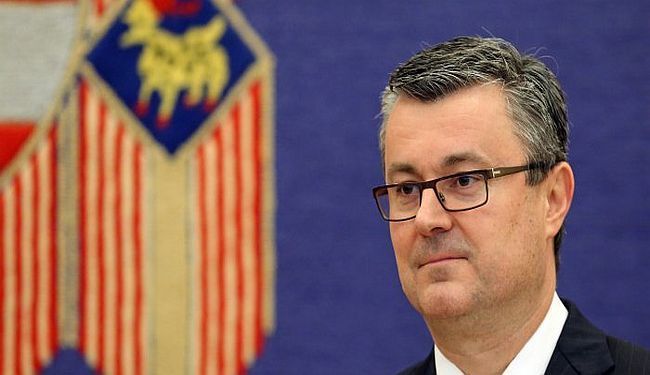 HRVATSKA - BOLESNA DRŽAVA: Premijer najavio da se neće držati zakona