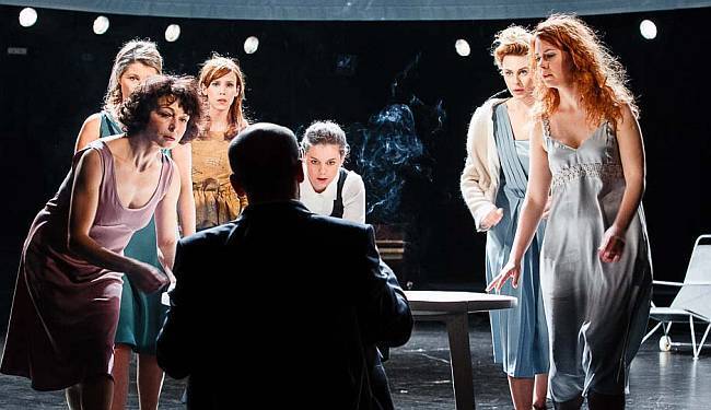 ZAČARANO CARSTVO OSAME THOMASA MANNA: Otkrivaju nam se razlike između „bolesnih i zdravih“, „živućih i umirućih“