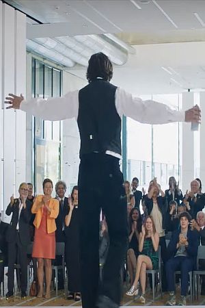 VENI VIDI VICI: Film o nedodirljivosti privilegiranih na korak je do remek-djela