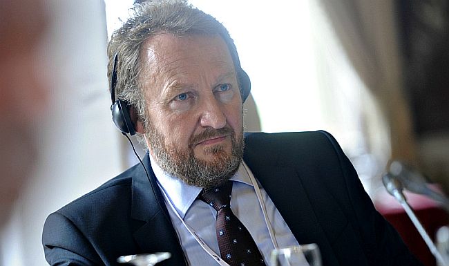 Bakir Izetbegović