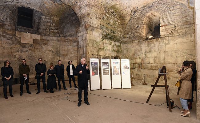 Andro Krstulović Opara