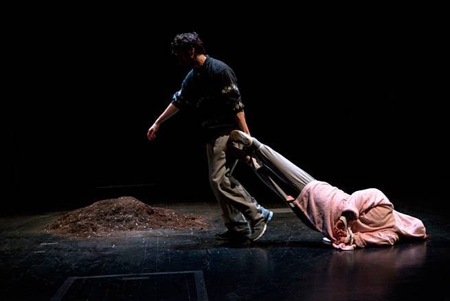 Aleksandra Zec Oliver Frljić