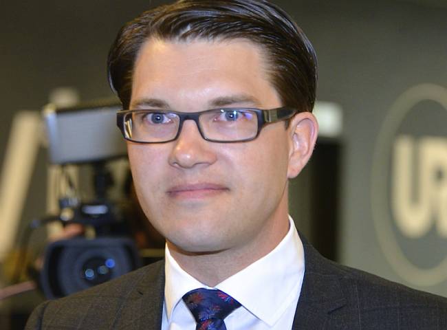 Jimmie &Aring;kessona