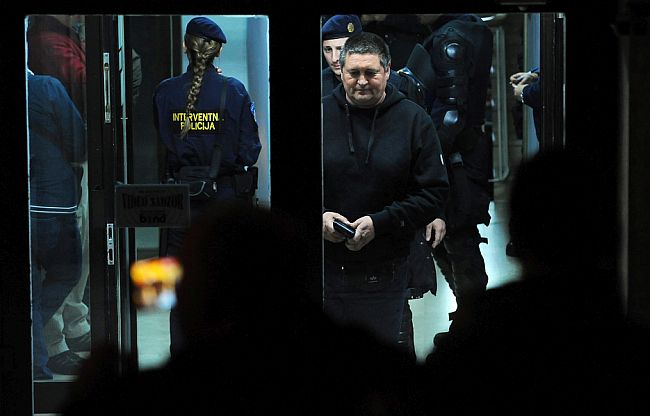 Interventna policija u splitskom HNK