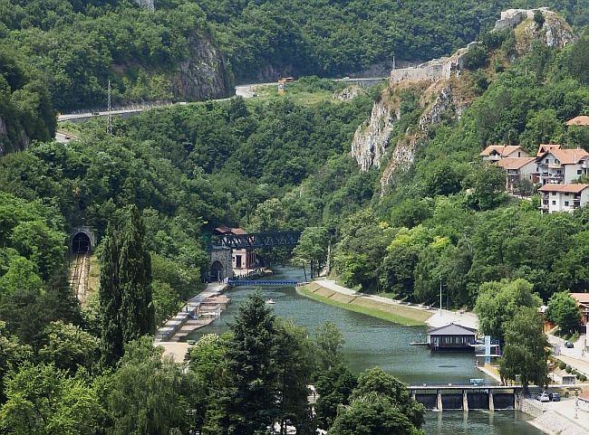 Hidroelektrana Đetinja