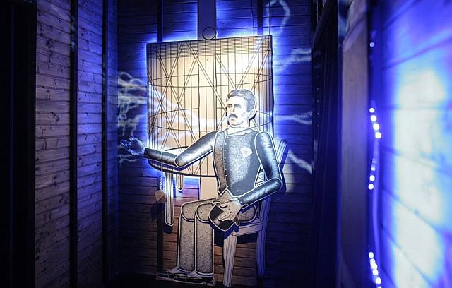 Nikola Tesla