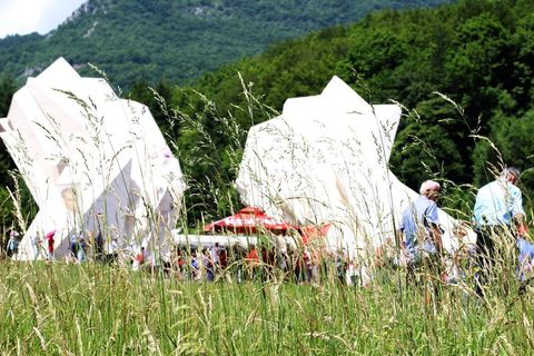 LUPIGA NA SUTJESCI: Memorijalni kompleks Tjentište - Dolina heroja