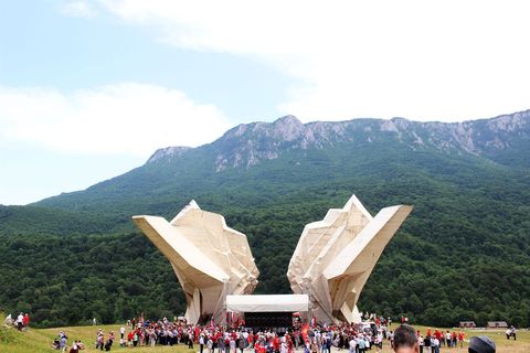 LUPIGA NA SUTJESCI: Memorijalni kompleks Tjentište - Dolina heroja