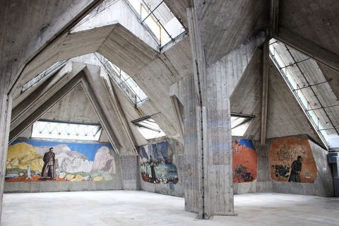 LUPIGA NA SUTJESCI: Memorijalni kompleks Tjentište - Dolina heroja