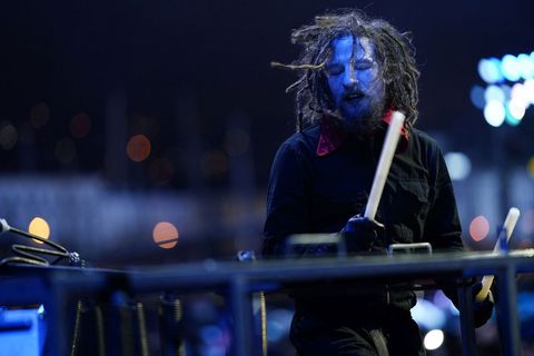 Beskompromisni spektakl u 35 fotografija