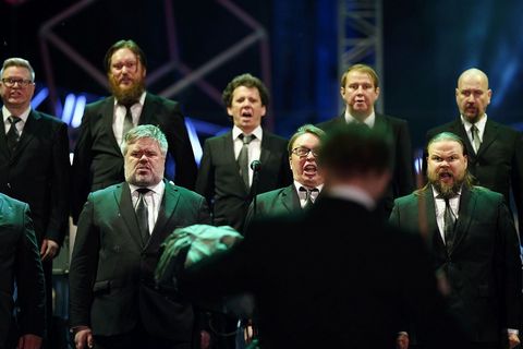 Beskompromisni spektakl u 35 fotografija