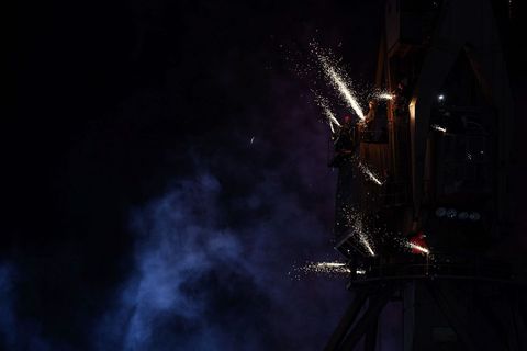 Beskompromisni spektakl u 35 fotografija