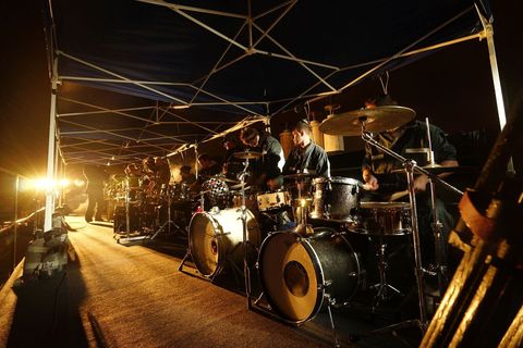 Beskompromisni spektakl u 35 fotografija