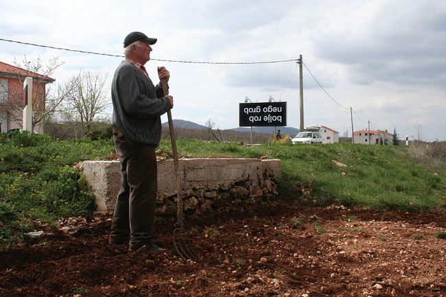 MUZEJ NA OTVORENOM U CISTI PROVO: Nikada se nije dogodilo da je bilo koji plakat bio oštećen