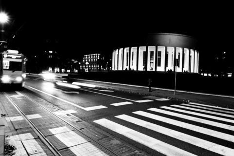 GRAD BEZ LJUDI: Distopija koju živimo 