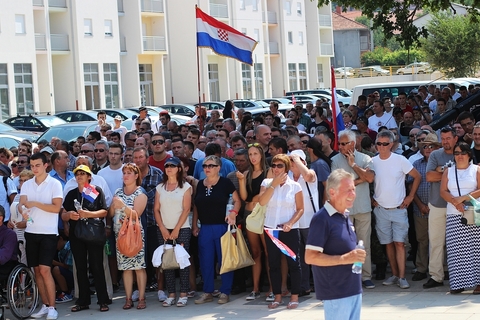 LUPIGA U KNINU: Dođoh, vidjeh, pobjegoh 