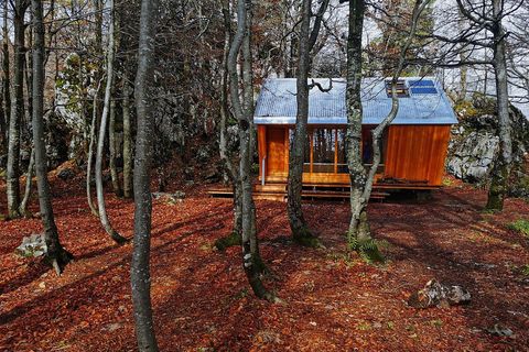 Planinarsko sklonište Miroslav Hirtz