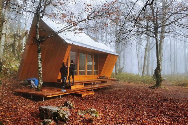 VRHUNSKA ARHITEKTURA U SRCU PLANINE: Upoznajte prekrasna skloništa hrvatskih planina