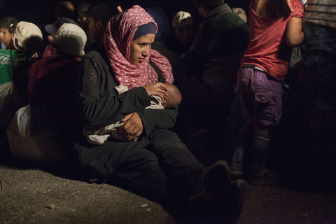 DAVOR KONJIKUŠIĆ - FOTOGRAFIJE S GRANICE: Što raditi s patnjom koju sam vidio?