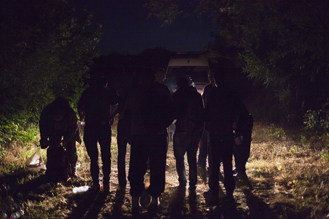 DAVOR KONJIKUŠIĆ - FOTOGRAFIJE S GRANICE: Što raditi s patnjom koju sam vidio?