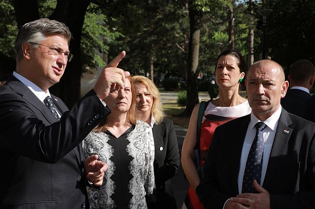 Andrej Plenković - Tomo Medved