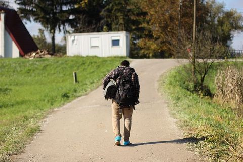 PUTNICI NA NIČIJOJ ZEMLJI: Svijet je sjajno mjesto za nesreću