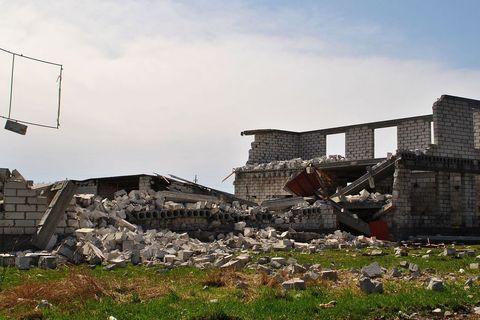 Nečija kuća srušena je i prije nego je dovršena