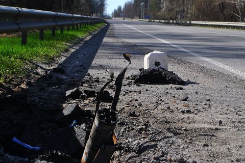 Na povratku u Kijev dočekuje nas neeksplodirani projektil na autocesti