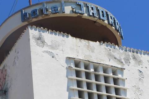 DRUGA STRANA JADRANA: Ljetne terase s kojih više ne dopiru nikakve melodije