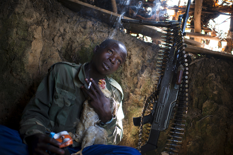 IZ ARHIVE RATNOG FOTOREPORTERA ZORANA MARINOVIĆA: Fotografije iz tuđih ratova 