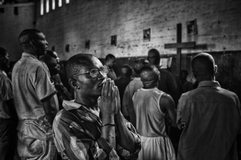 IZ ARHIVE RATNOG FOTOREPORTERA ZORANA MARINOVIĆA: Fotografije iz tuđih ratova 