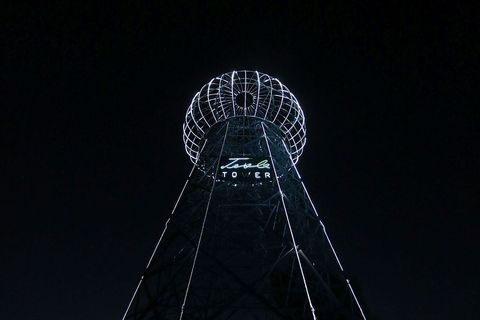 Toranj je visok 30 metara