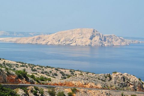 Prvi zatvorenici na Goli otok iskrcani su u srpnju 1949. godine