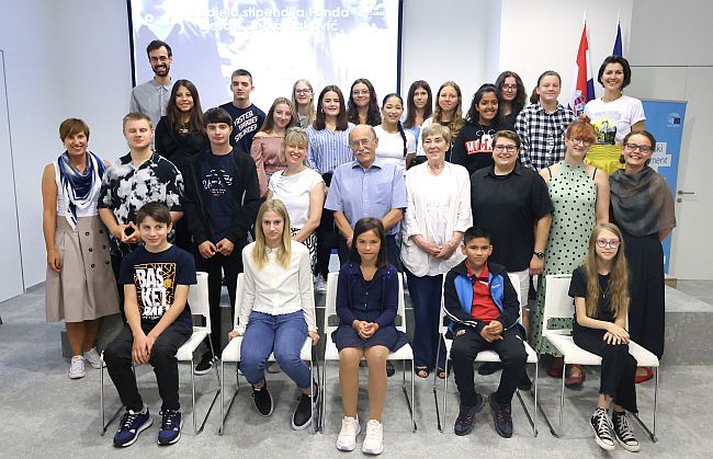 Stipendisti Jerko & Desa Baković