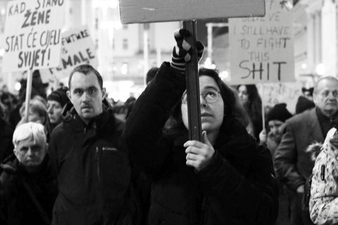 NOĆNI MARŠ 2024.: Osmi mart na zagrebačkim ulicama