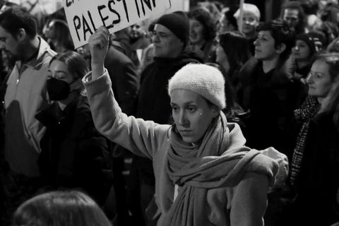 NOĆNI MARŠ 2024.: Osmi mart na zagrebačkim ulicama