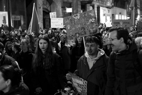 NOĆNI MARŠ 2024.: Osmi mart na zagrebačkim ulicama