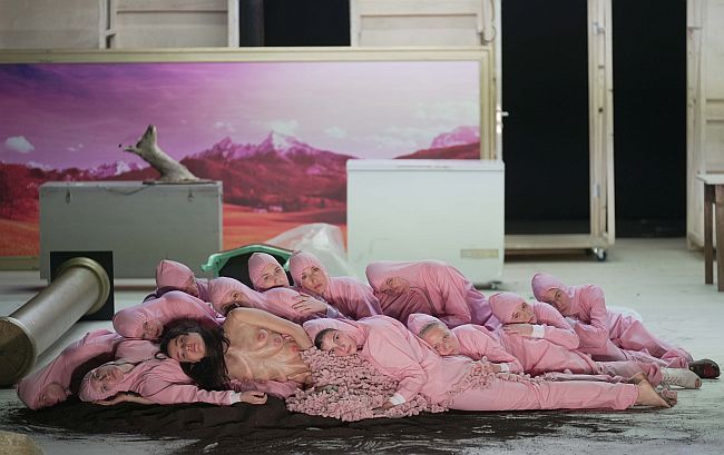 Kraj svijeta u tri čina